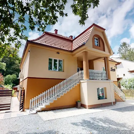 Family Apartmán